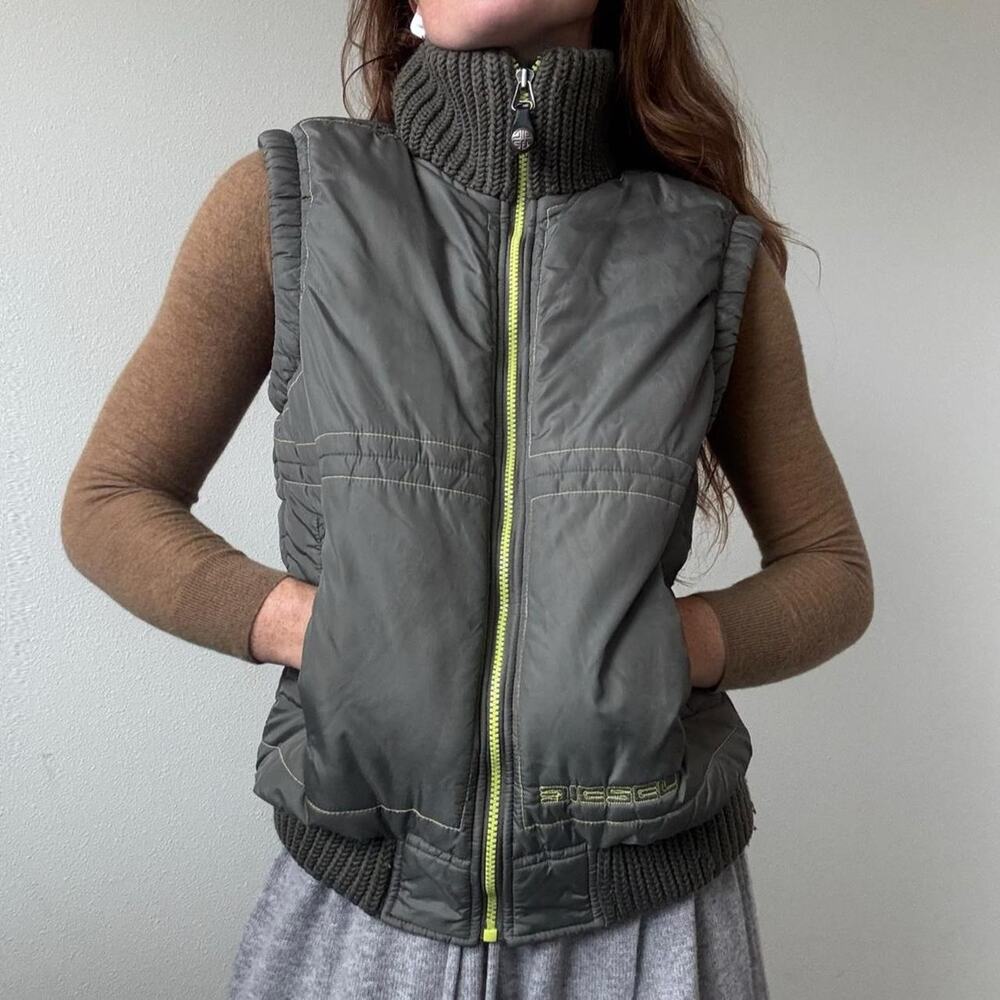 Diesel y2k gorpcore grey and green puffer vest